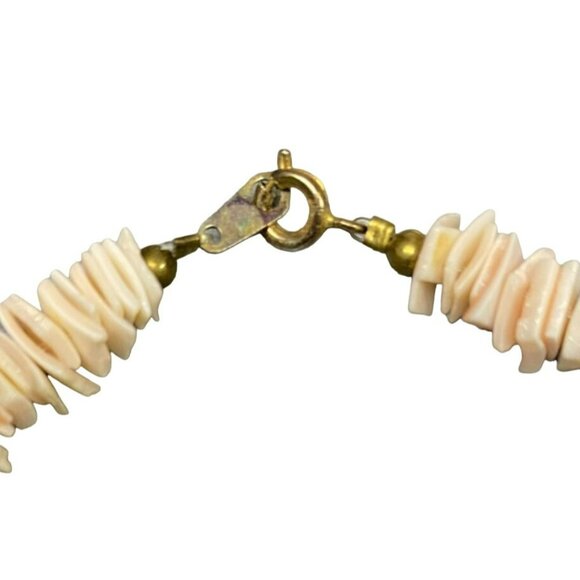 Vintage Puka Shell Ankle Bracelet and Vintage Green Shell and Blue Stone Beaded - Picture 3 of 6